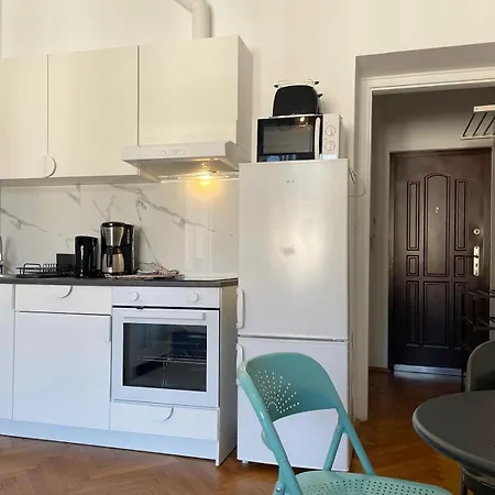 Retro Apartmentments Lobzowska Street アパート