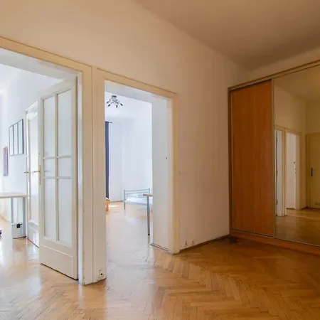 Retro Apartmentments Lobzowska Street Apartment Krakow