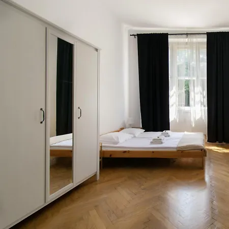 Retro Apartmentments Lobzowska Street Appartamento