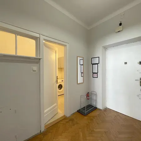 Retro Apartmentments Lobzowska Street Апартаменты Краков