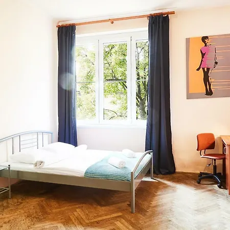 Retro Apartmentments Lobzowska Street Apartment Krakow