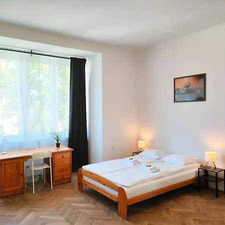 Retro Apartmentments Lobzowska Street Apartment